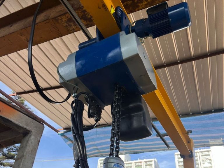 Polipasto de cable vs tecle eléctrico de cadena: cuál elegir